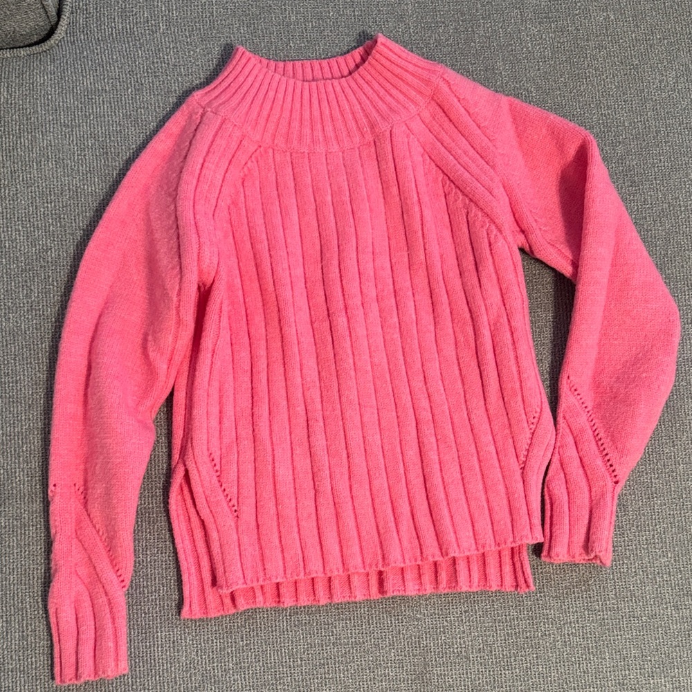 Hannah Banana Vibrant Pink Ribbed Turtleneck Sweater